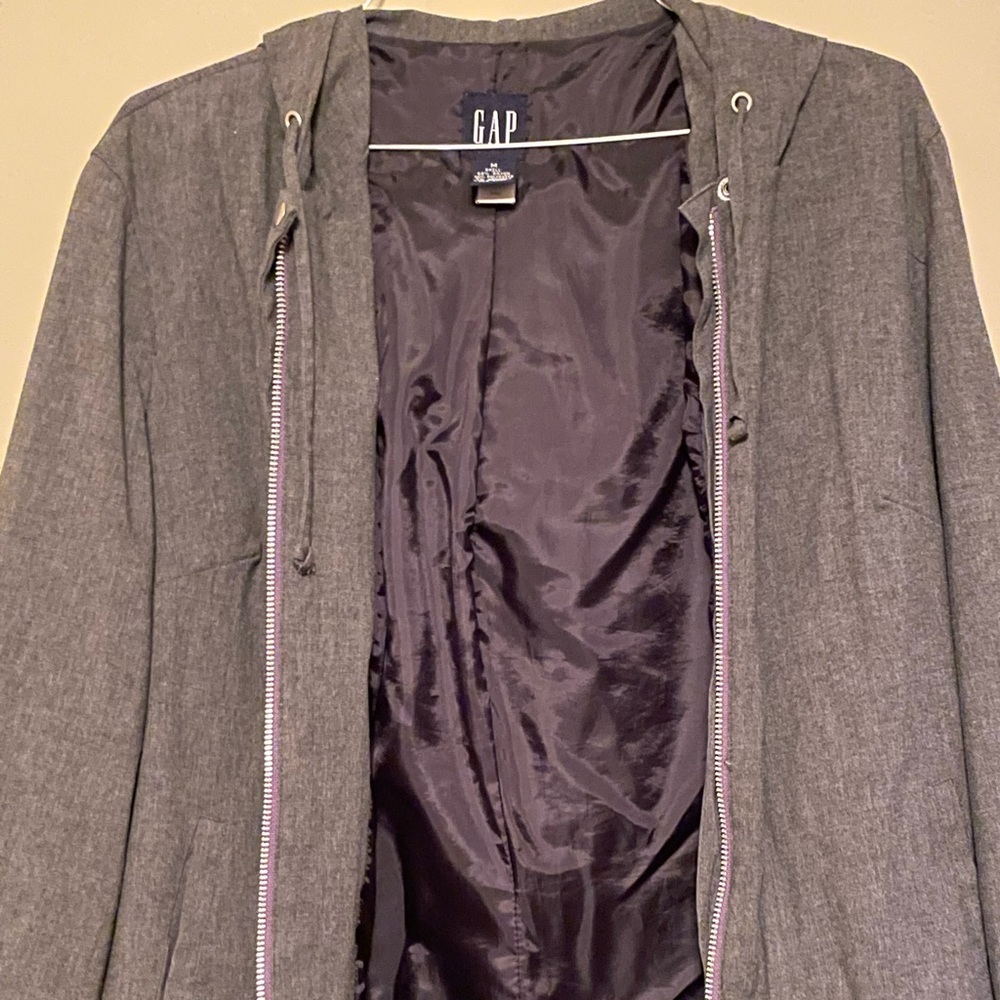 GAP light gray lined zipped hooded jacket